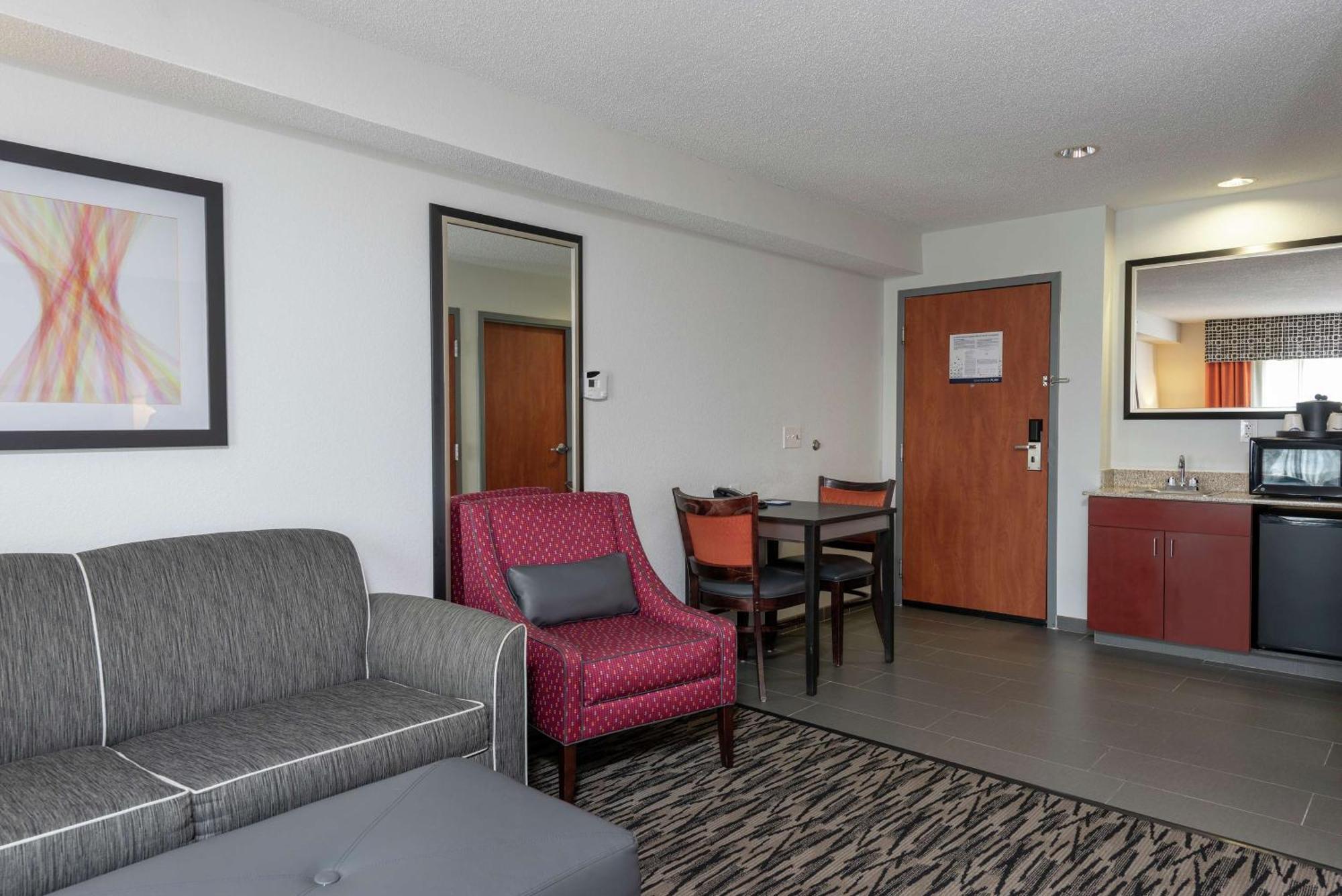 Hampton Inn Akron-South Bagian luar foto